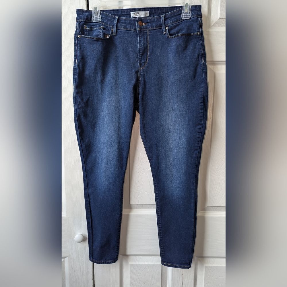 Signature by Levi Strauss women's jeans